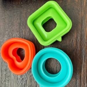 Unbranded Sandwich Crust Cutters Kids OS Multicolor Heart Circle Square Shapes